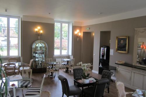 Bourges Hotel | Château De Lazenay - Résidence Hôtelière