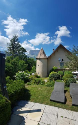 Chichilianne Hotel | Château de Passières