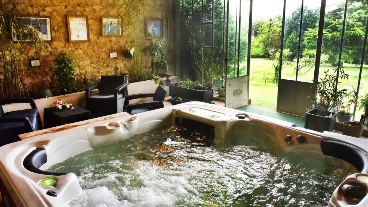 Bonnac-la-Cote Bed & Breakfast | Château de Saint-antoine