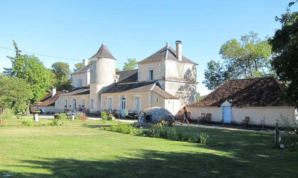La Boissiere-d’Ans Bed & Breakfast | Château La Barge - Dordogne