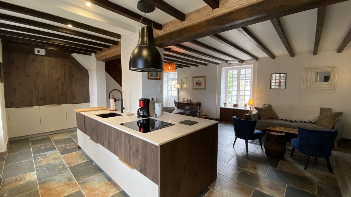 Plomb Bed & Breakfast | Château La Rametière