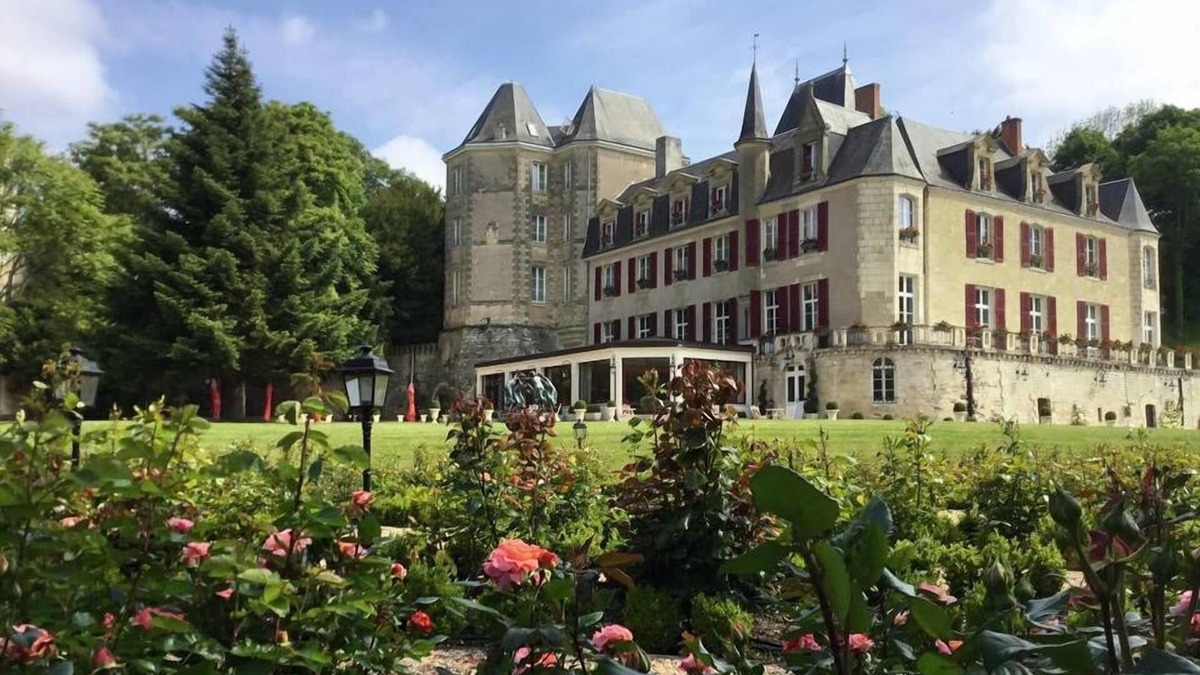 Sepmes Hotel | Château Laroche-Ploquin