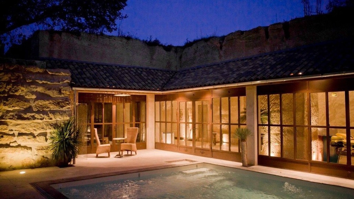Lussac Bed & Breakfast | Château Latour Segur Suites & Spa