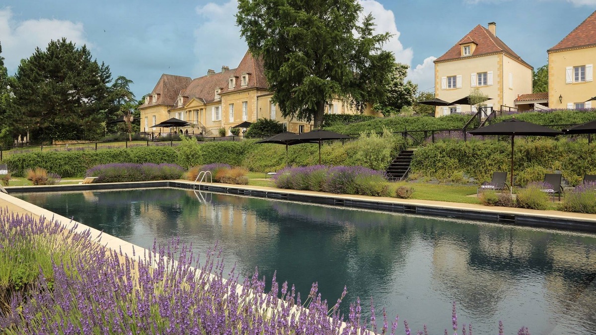 Mouleydier Hotel | Château les Merles