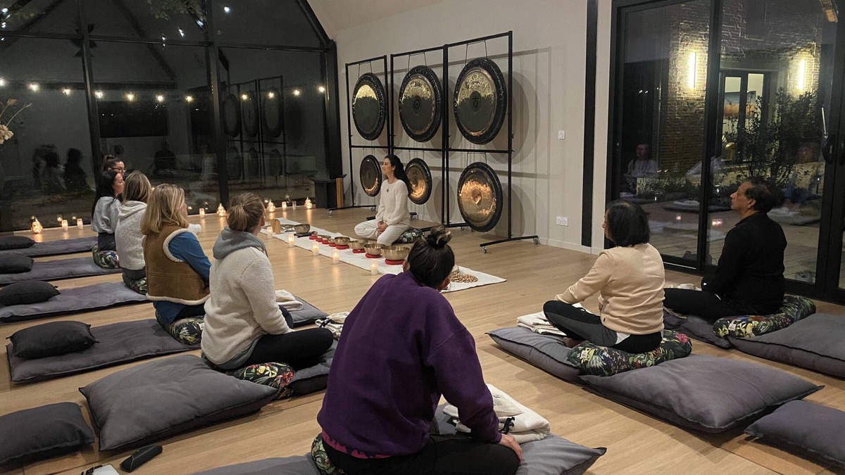 Pruniers-en-Sologne House | Château Wellness Exclusif - Yoga and Luxury Events, Loire Valley