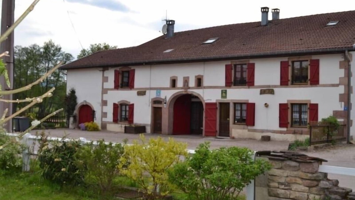 Aumontzey Cottage | Charming Independent Cottage with Modern Amenities, Near Gérardmer Lakes and Ski Resort