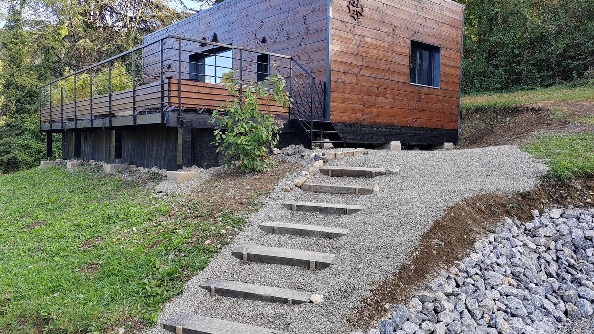 Loures-Barousse Apartment | Charming mountain gîte