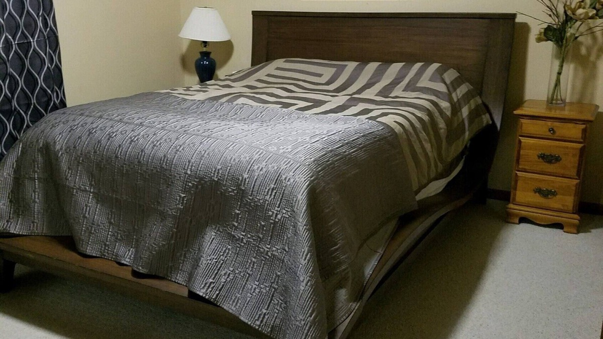 King House | Chain O' Lakes beauty known as the Pinehaven