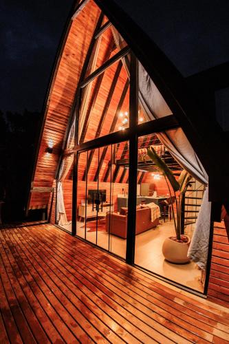 Imarui Ski Chalet | Chalé com hidro e vista!