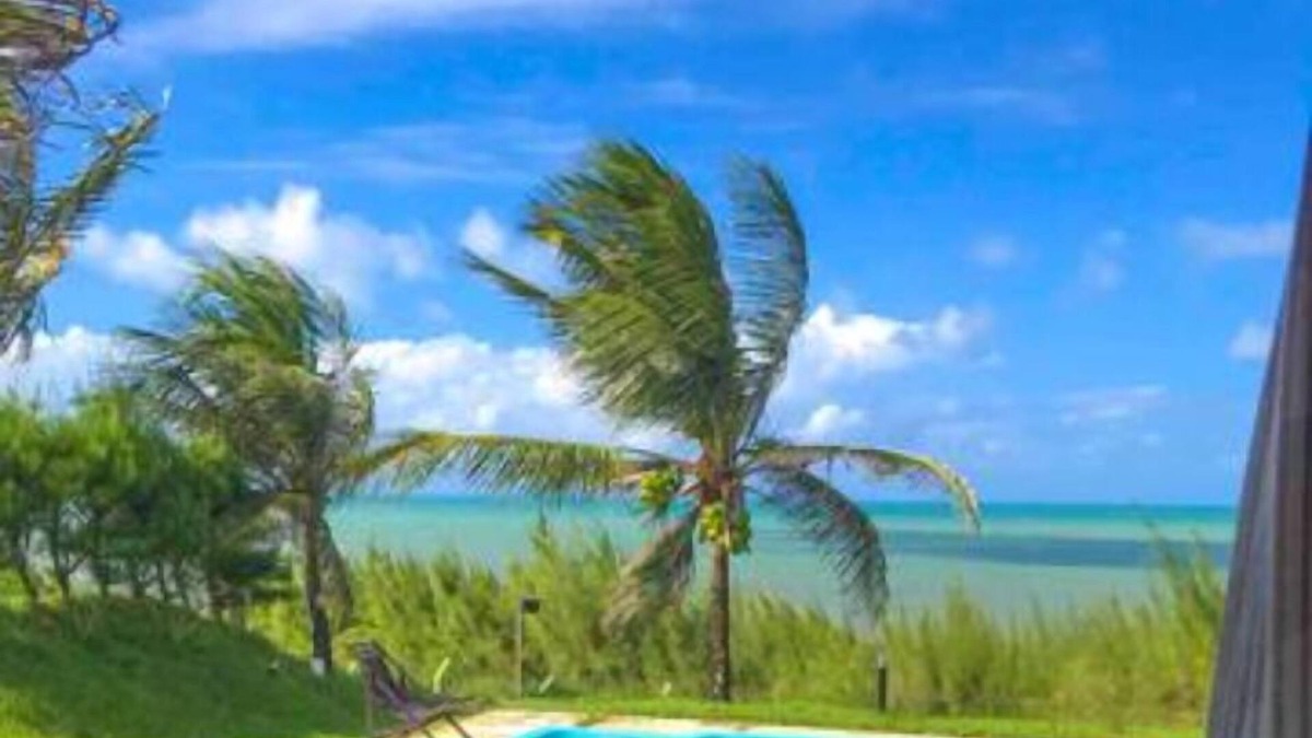 Zumbi House | Chalé com Piscina Privada Vista mar