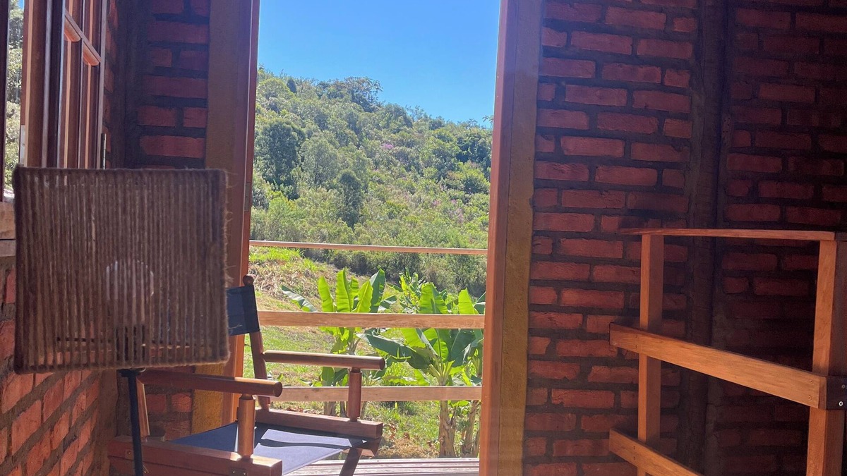 Baependi House | Chalé Rústico nas Terras Altas da Serra da Mantiqueira