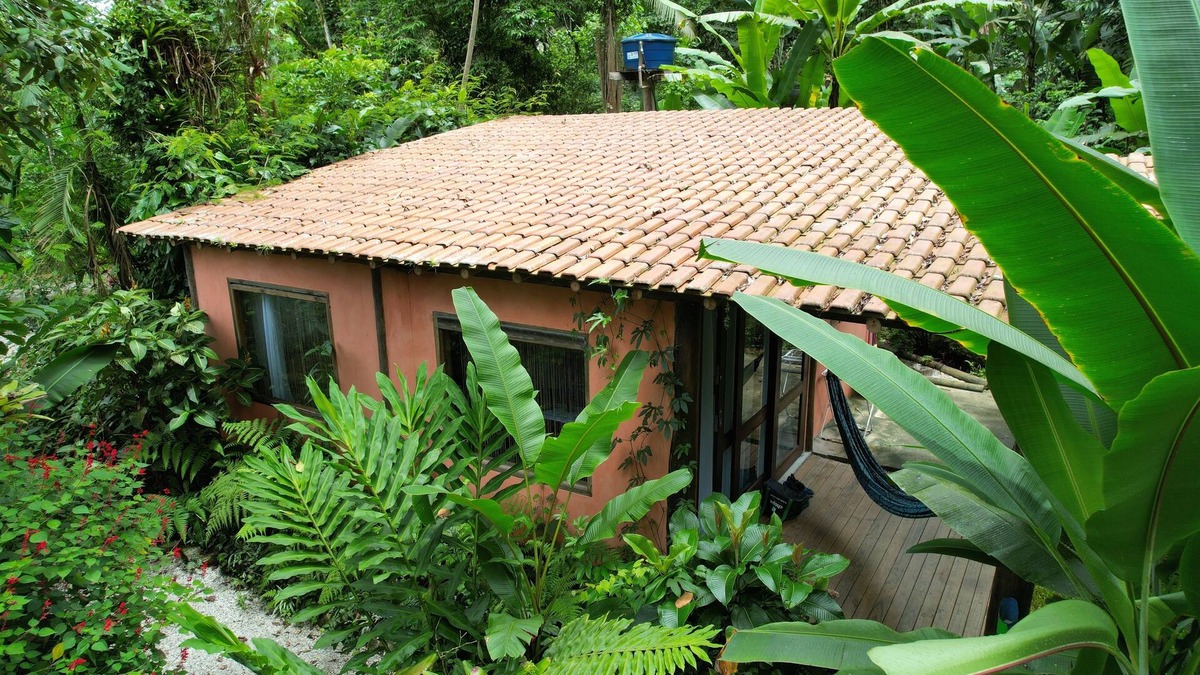 Ubatuba Ski Chalet | Chalé Vagalume - Atlantic Forest, farm and beaches