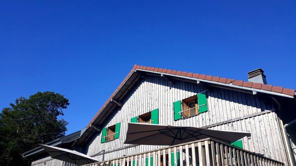 Saint-Maurice-sur-Moselle Ski Chalet | Chalet 16 pers located at the top of the Ballon d'Alasce near the reception house