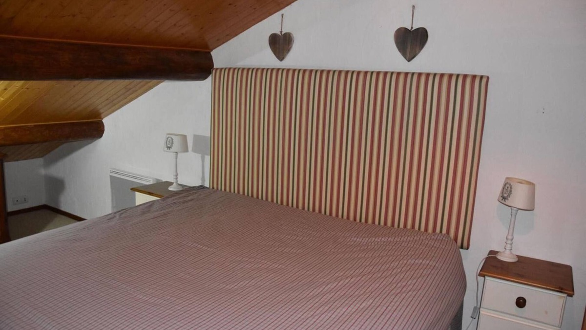 Pralognan-la-Vanoise Ski Chalet | Chalet, 10m from ski slopes, terrace, balcony, parking, tv, ski locker, 200m², Pralognan-la-Vanoise