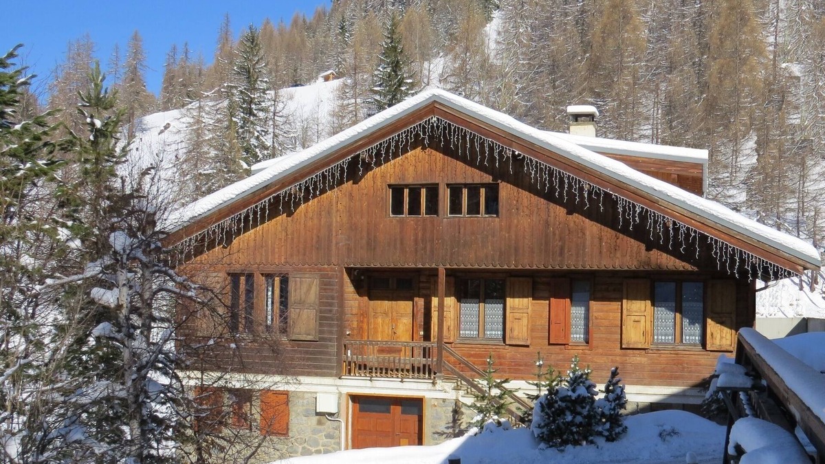 La Roche Ski Chalet | Chalet 290m2, 15 pers/8chambres, Pistes/Télésiège à 100m,* Tout confort