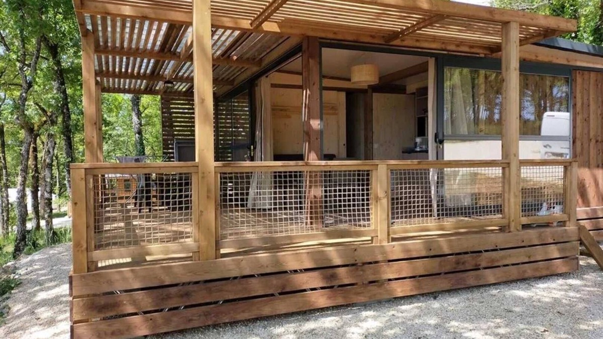 Saint-Cirq-Lapopie Ski Chalet | Chalet 3 étoiles - Piscine - efchbh