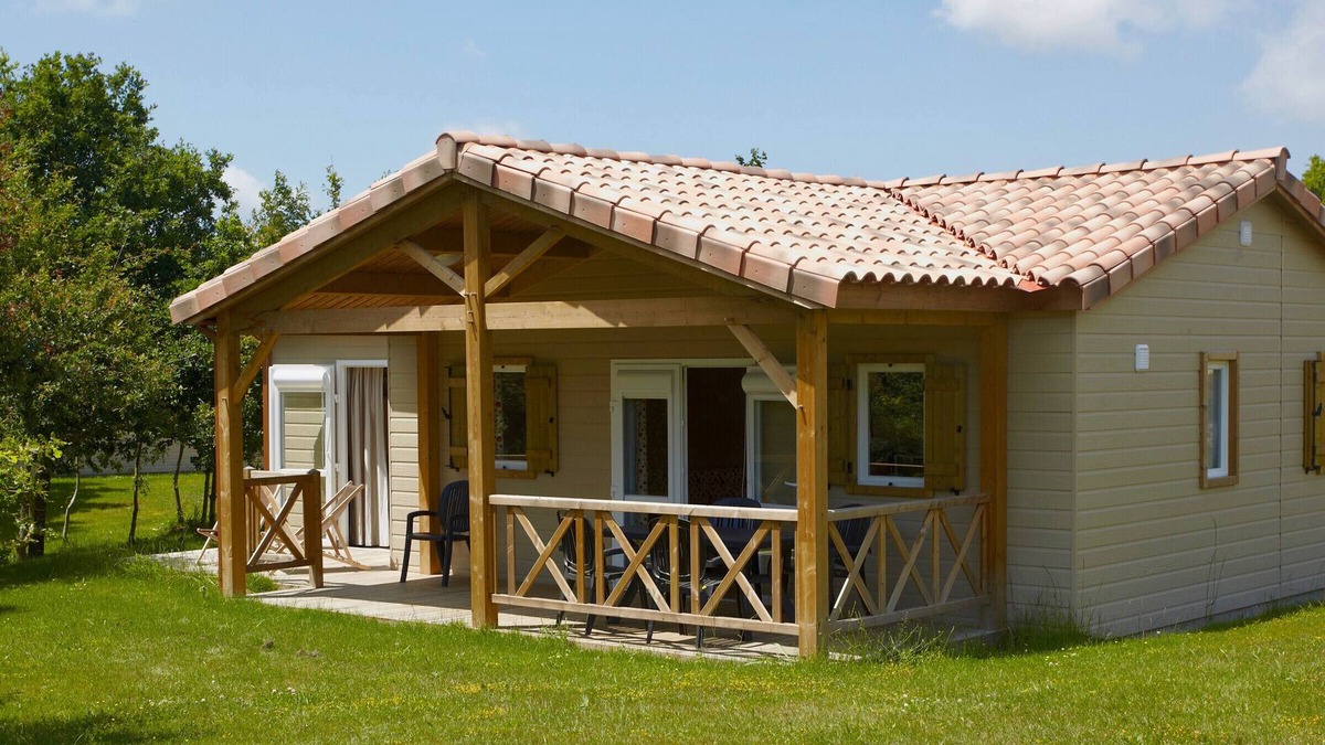 La Chapelle-Hermier Ski Chalet | Chalet 3BR avec Piscine et Proximité Lac, Plages et Loisirs