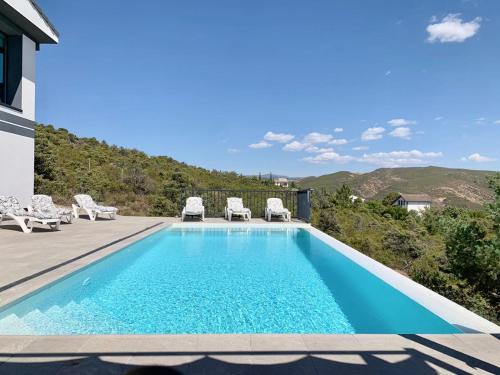 Torremocha de Jarama Villa | Chalet a estrenar, espectaculares vistas a la montaña