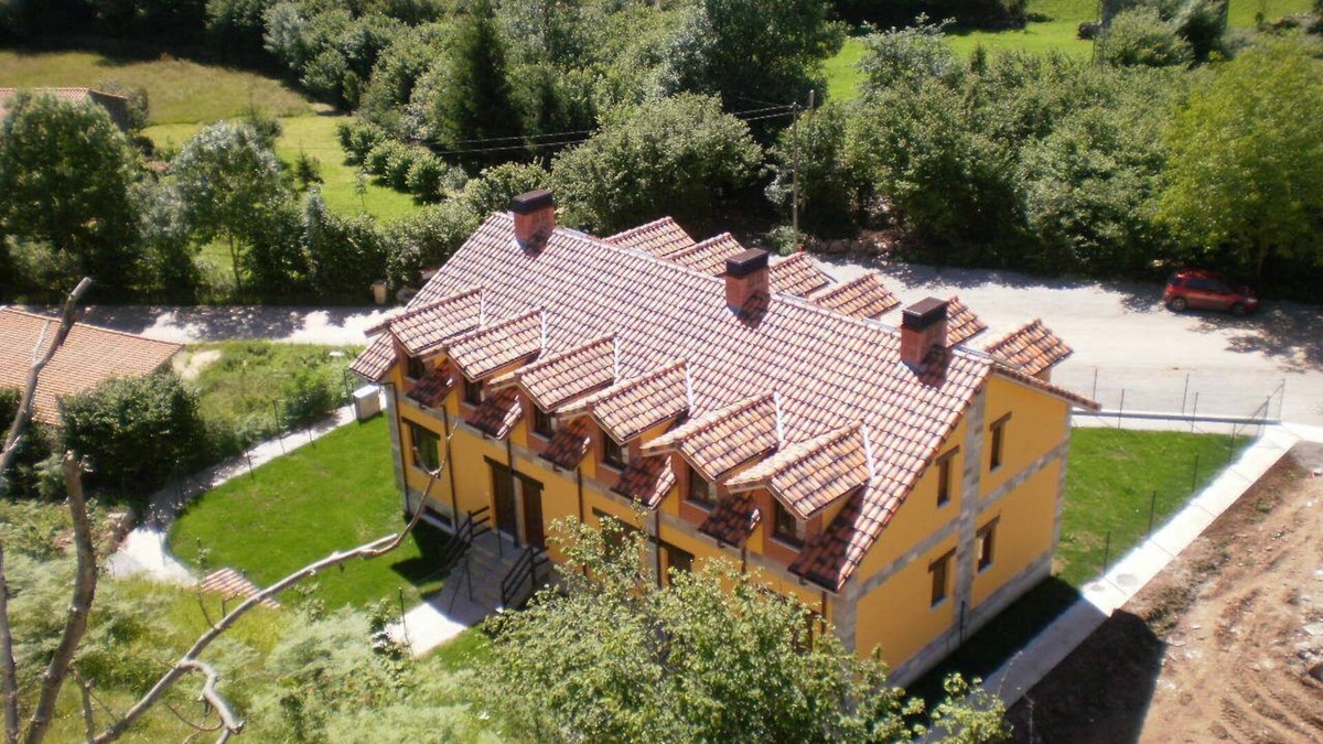 San Roque de Riomiera House | Chalet Adosado en Entorno Rural