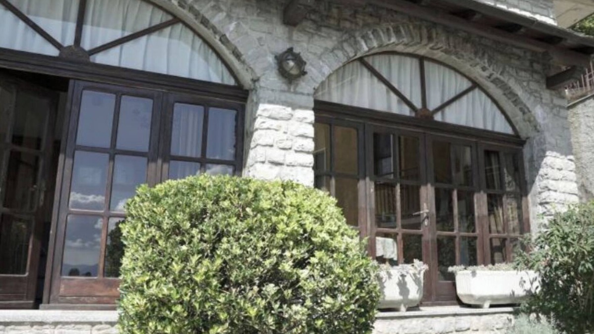 Pigra Ski Chalet | Chalet Anastasia