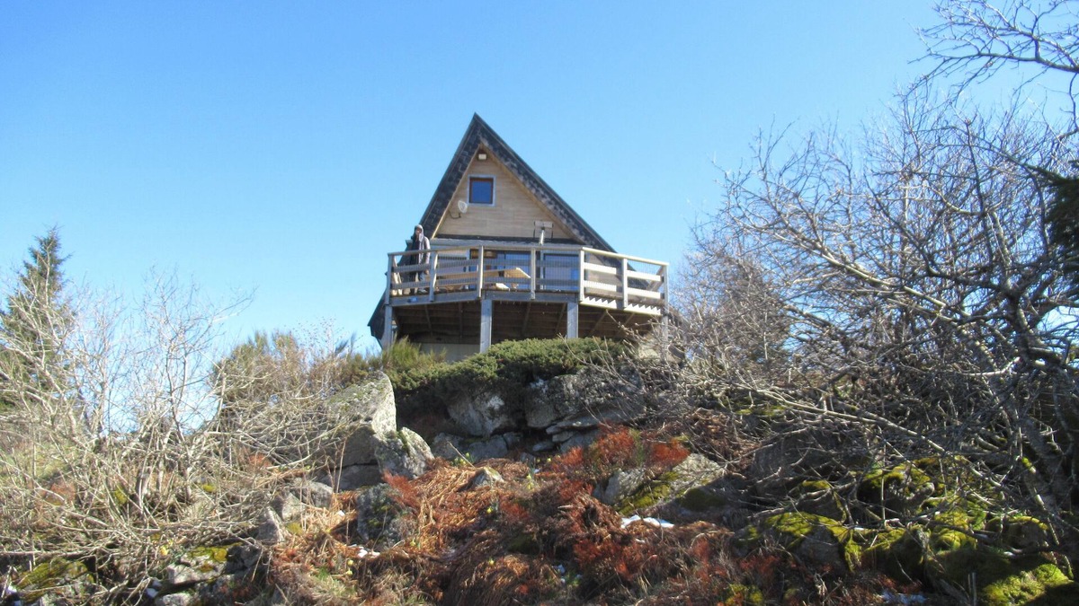 Chastreix Sancy Ski Chalet | Chalet at the foot of the slopes with panoramic views of the Auvergne mountains