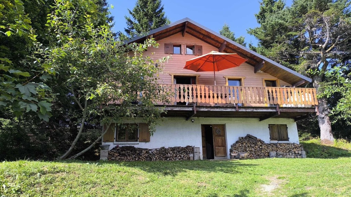 Montcel Ski Chalet | Chalet au Revard , au calme 12 pers.*