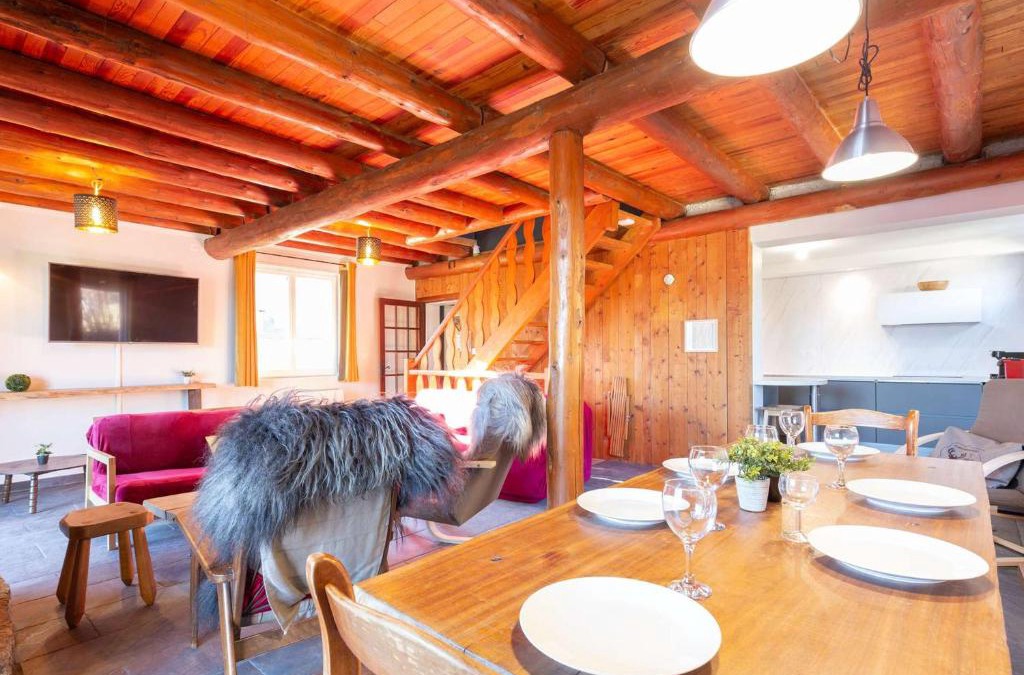 Saint-Lary-Soulan Ski Chalet | Chalet authentique à Soulan - Confort moderne, cheminée, brasero et vues superbes - FR-1-296-349