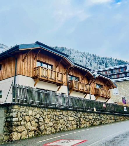 Le Biot Ski Chalet | Chalet C, near Morzine