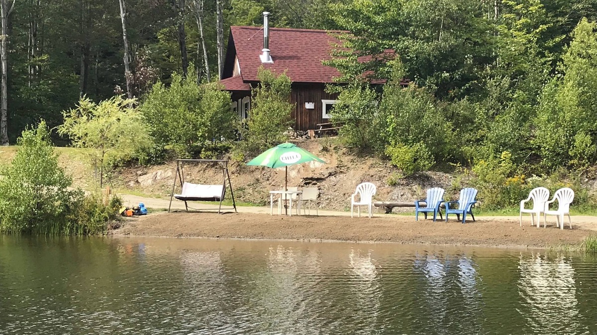 Saint-Etienne-De-Bolto House | Chalet Le Guerrier Paradis Sauvage