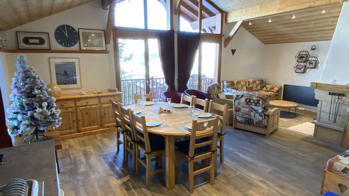 Montalbert Ski Chalet | Chalet Capricorne 10 pers