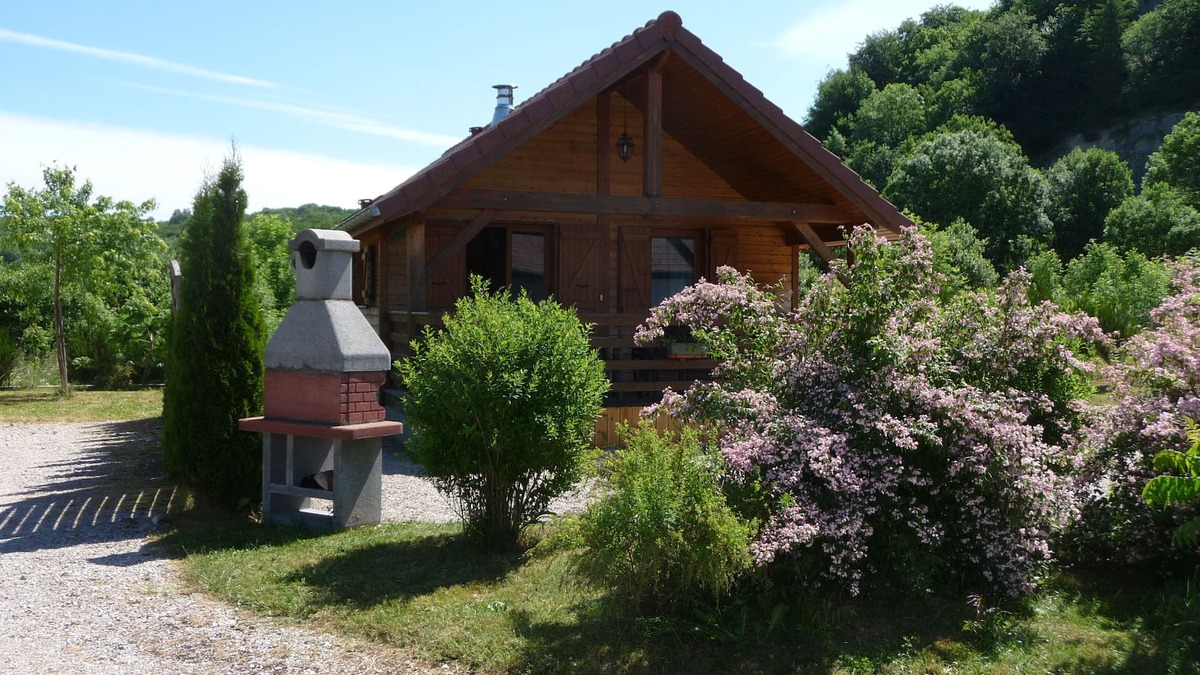 Doucier Ski Chalet | Chalet-Comfort-Wet room-Terrace- clévacances 3 clés