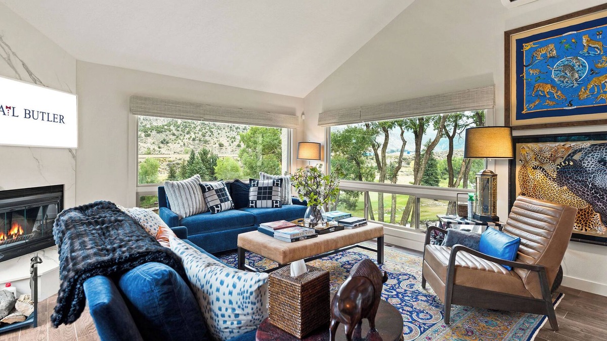 Edwards House | Chalet Contessa - Events and Long Term Stays Welcome!