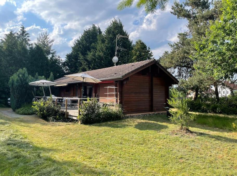 Mesnil Sous Les Cotes Ski Chalet | Chalet cosy, cadre apaisant