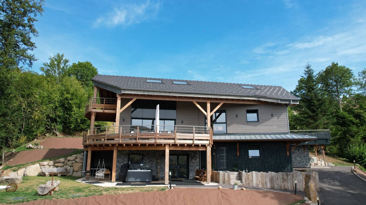 La Bresse Ski Chalet | CHALET d'Exception Grand Standing 2à 15P. Jacuzzi.Sauna 5bed.&bath. Games room