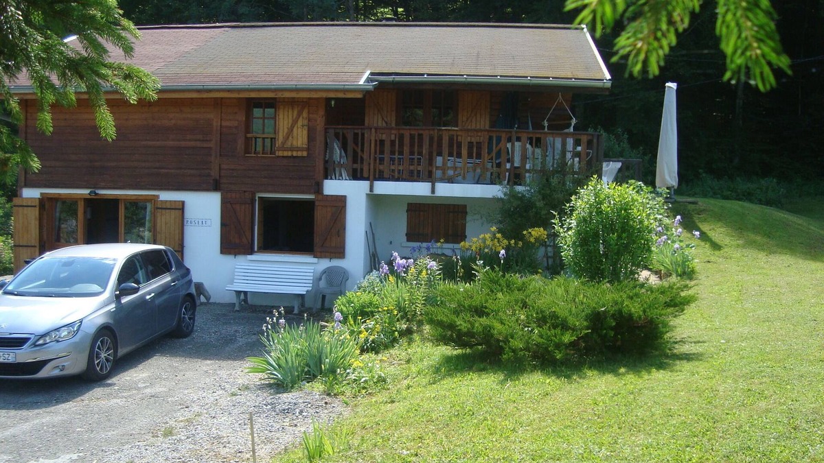 Onnion Ski Chalet | Chalet Dans la Nature Mais pas Isolé. Altitude 900 m