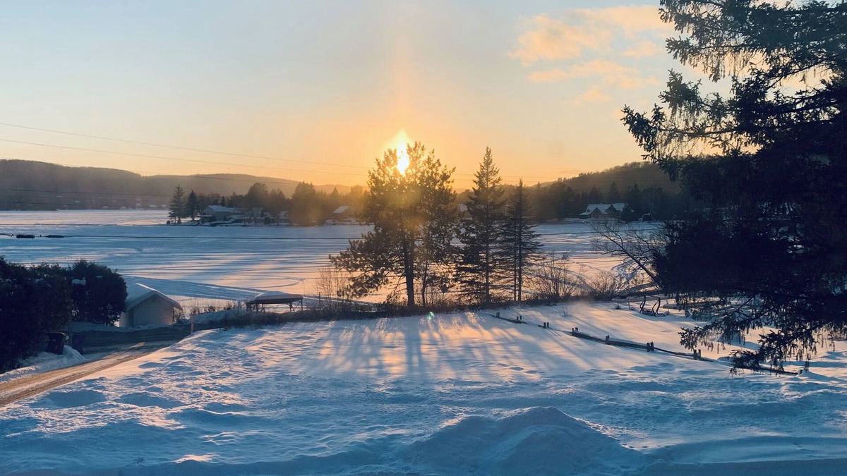 Saint-Hippolyte Ski Chalet | Chalet de la baie des voiliers -Lac Achigan -Saint-Hippolyte