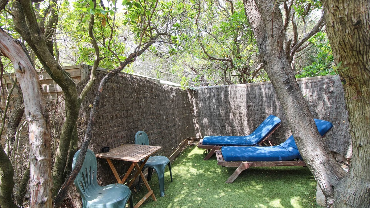 Coti-Chiavari Cabin | Chalet 'De La Plage Evasion' with Sea View, Wi-Fi and Air Conditioning