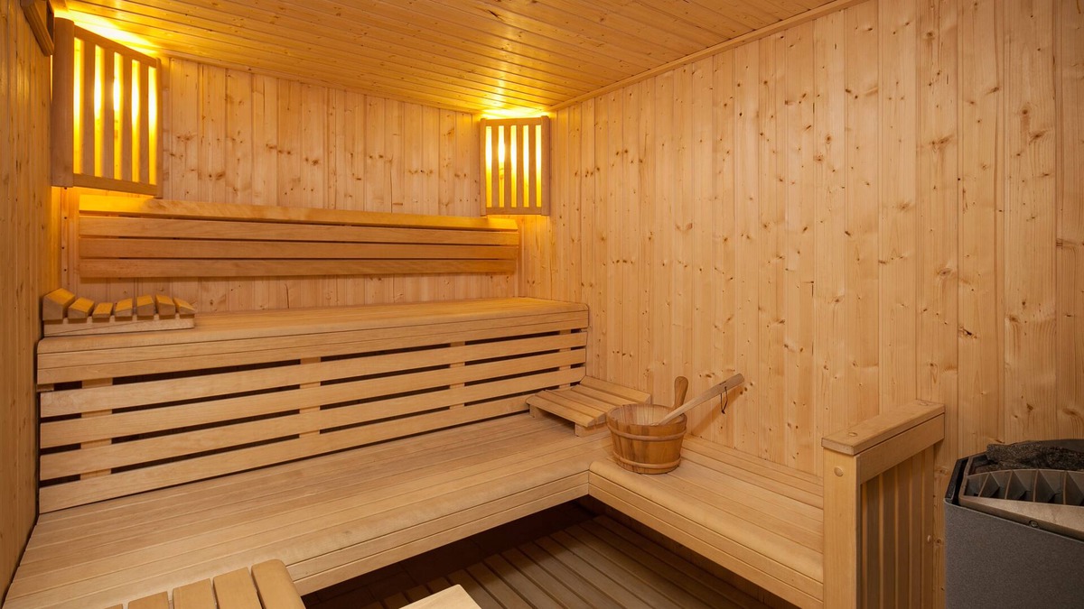 Meribel Ski Chalet | CHALET DE LUXE in MERIBEL, 18 pers - swimming pool - services included