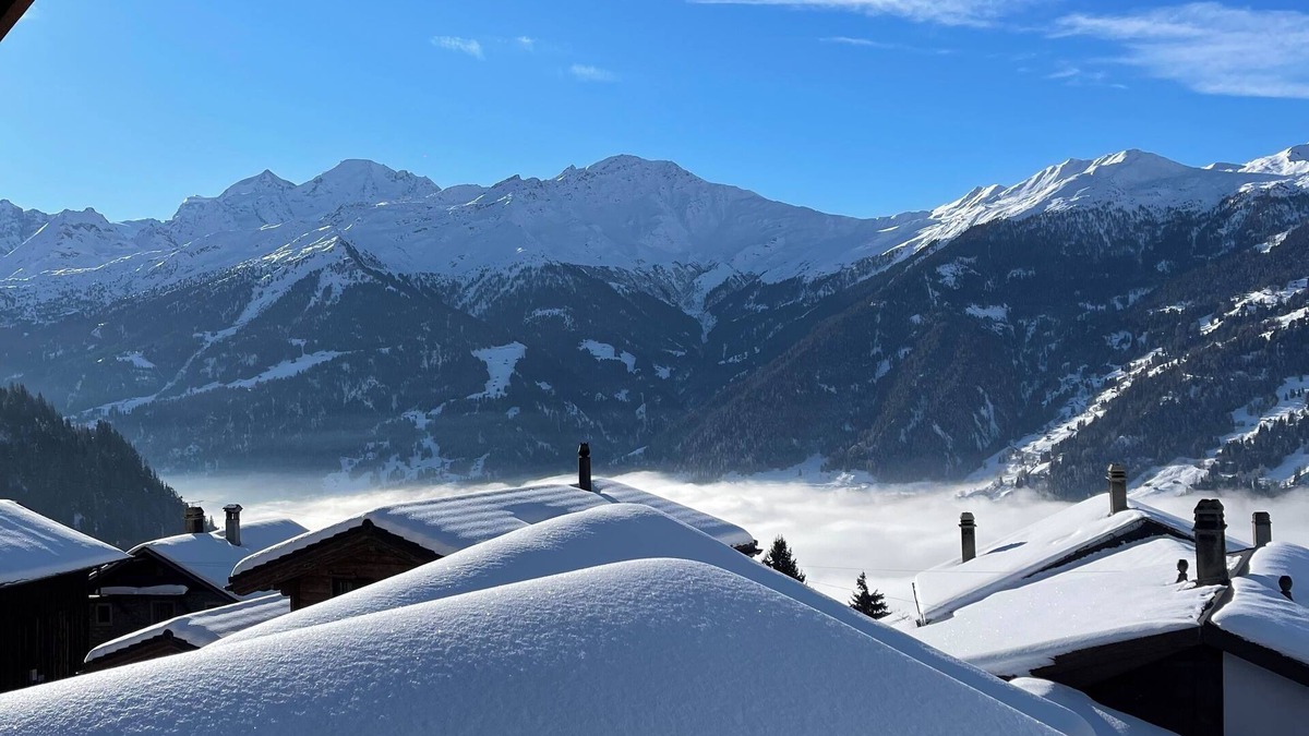 Verbier Ski Chalet | Chalet design luxe-cosy - full-view