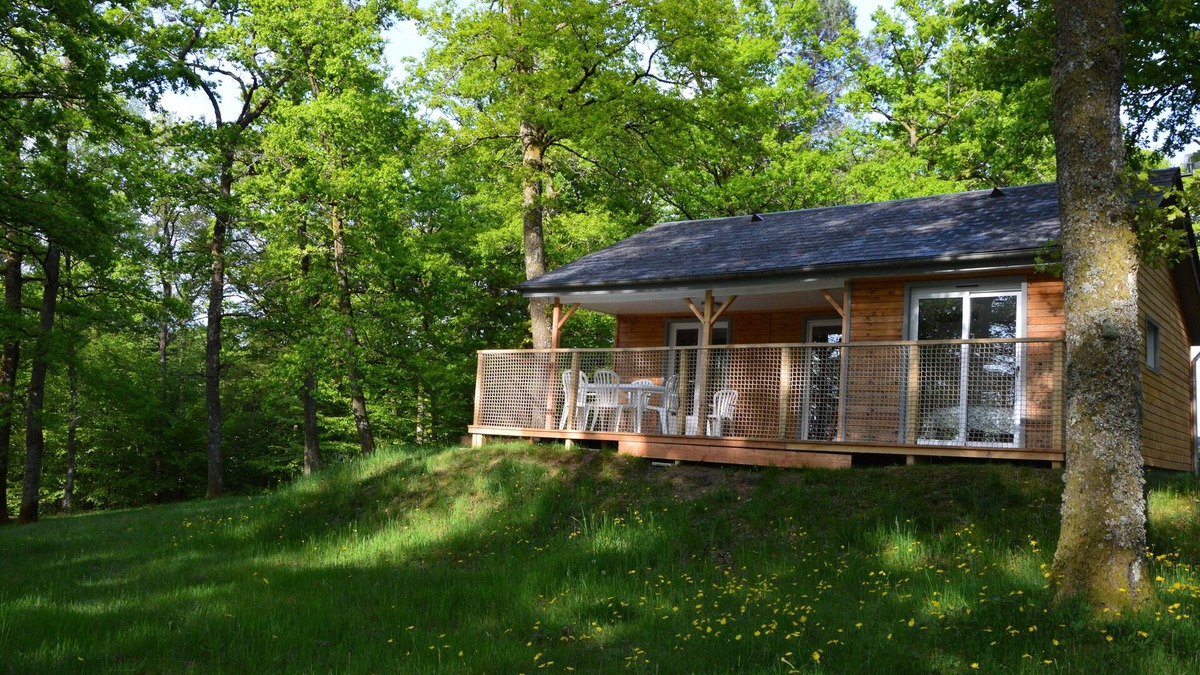 Espagnac Ski Chalet | Chalet "Détente" 48 m² in the heart of nature in Corrèze-Dordogne Valley
