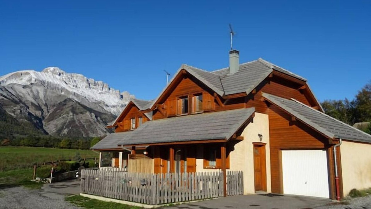 Poligny Ski Chalet | Chalet Douillet au Cœur du Champsaur