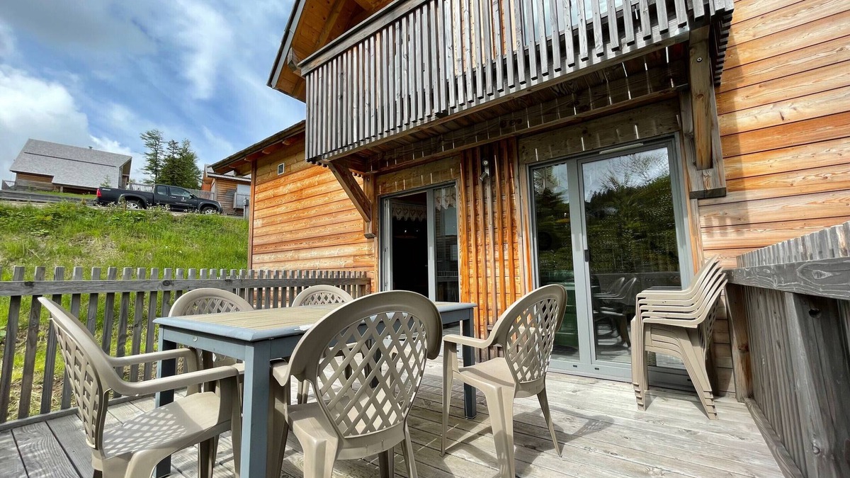 Laveissiere Ski Chalet | Chalet Duplex 6B