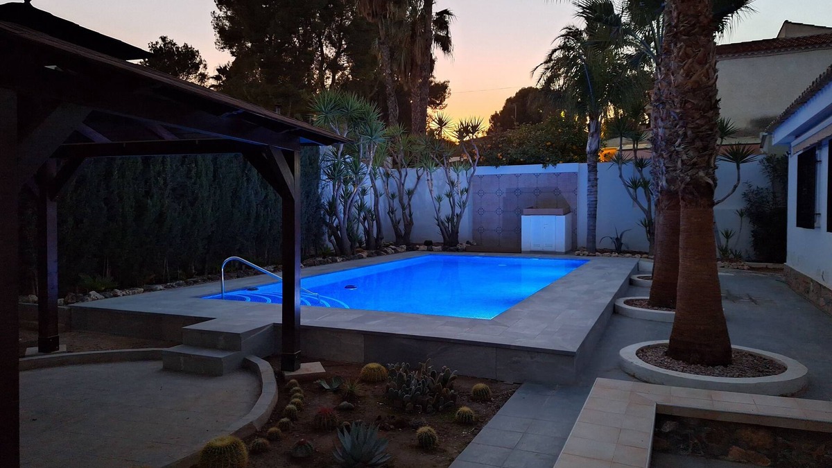 Las Torres de Cotillas Ski Chalet | Chalet Espacioso