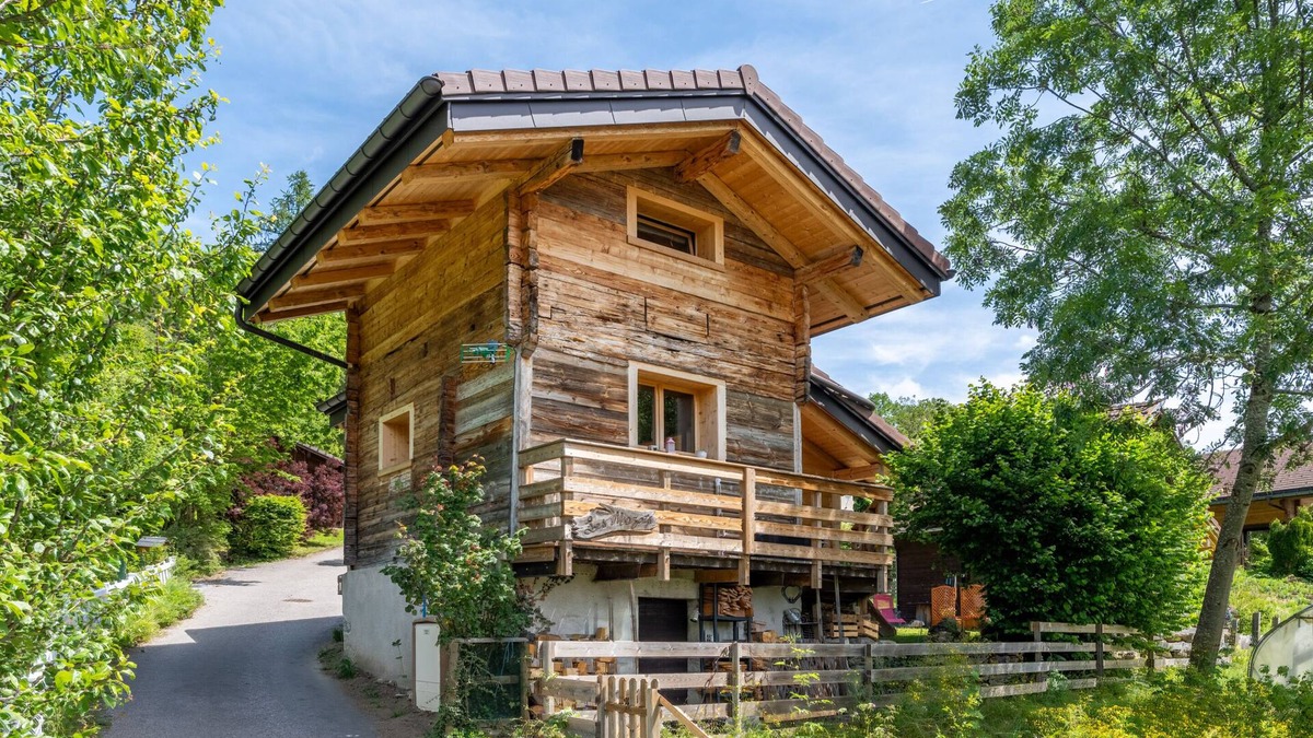 Thones Ski Chalet | Chalet-Executive-Ensuite with Bath-Mountain view