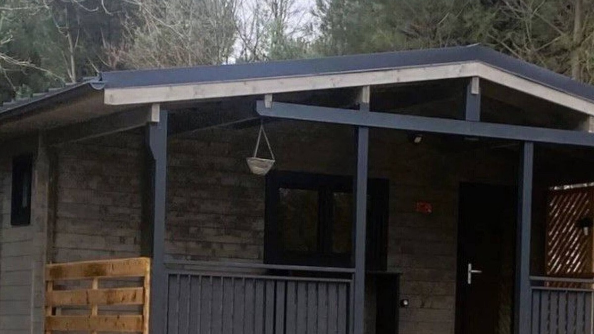 Le Fouilloux Ski Chalet | Chalet for 4, private terrace, peaceful