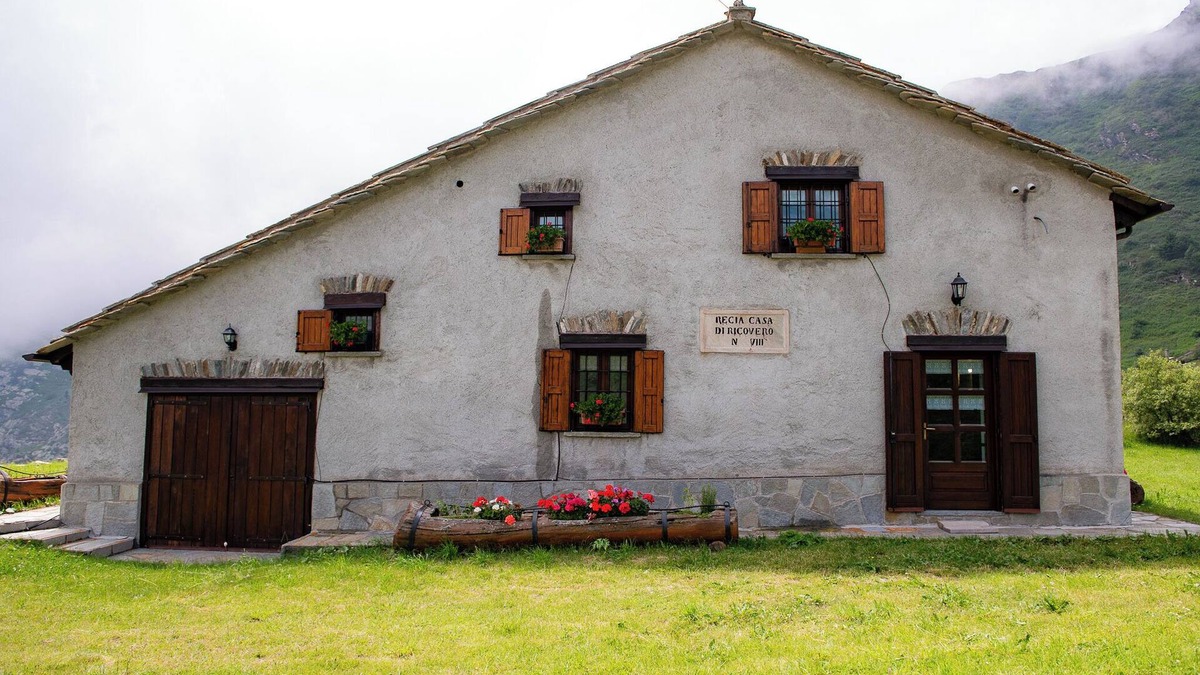 Lanslebourg-Mont-Cenis Ski Chalet | Chalet Napoleon House- Moncenisio