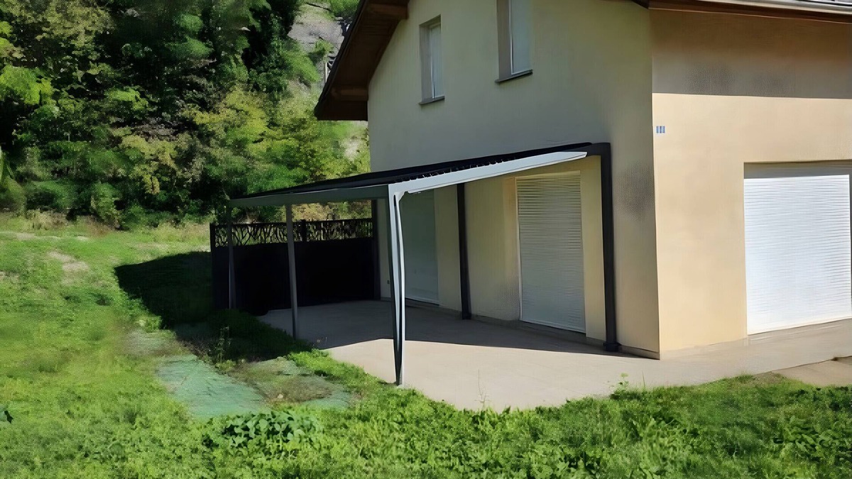 Saint-Jean-de-Maurienne Villa | Chalet 'Saint Jean De Maurienne' with Private Garden and Wi-Fi