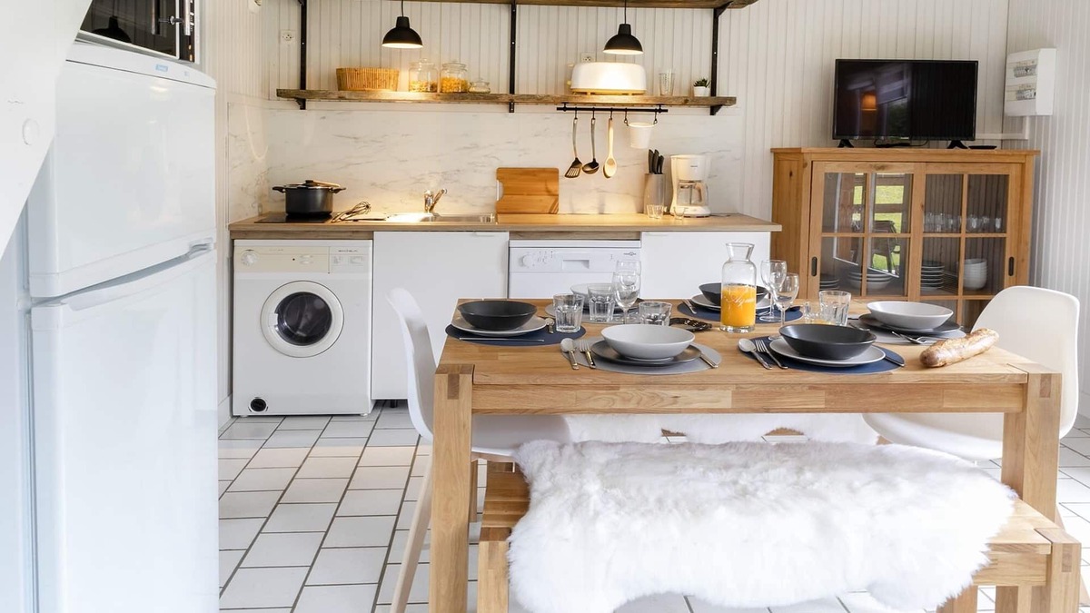 Auquainville Ski Chalet | chalet-gîte 6 pers. Normandie Piscine Heated from Mid-May to September