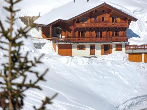 Val d'Illiez Ski Chalet | Chalet Godfrey by Interhome
