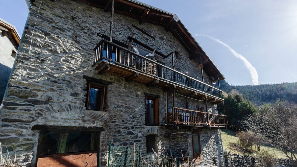 Saint-Andre Ski Chalet | Chalet 'Grand Vanoise - 12 Pers' with Private Terrace, Balcony and Wi-Fi